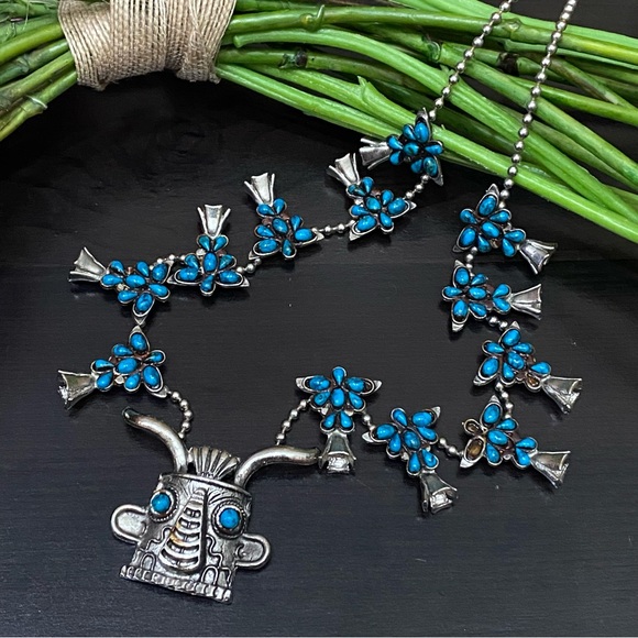 Vintage Kachina Mask Faux Turquoise Southwestern Style Squash Blossom Necklace - Picture 1 of 13